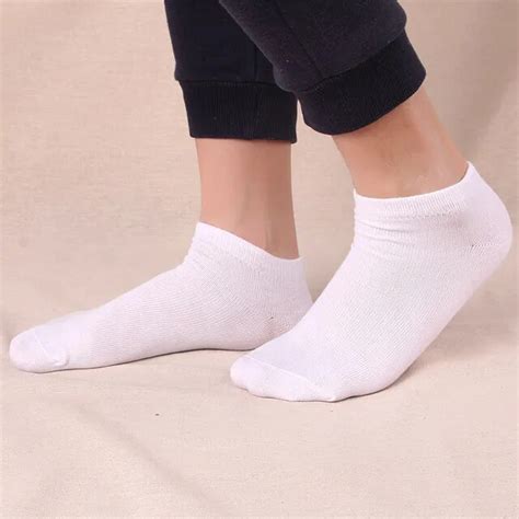 Aliexpress.com : Buy 10Pairs Hot Sale Comfortable Men Fashion White Socks 2018 Ankle Socks ...