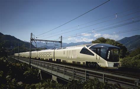 Japan's Star Attraction: Luxury Trains - Discovery