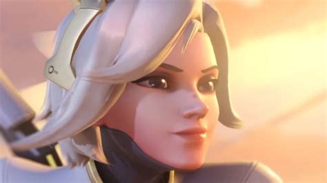 Why Overwatch Fans Are In An Uproar Over This Mercy Skin