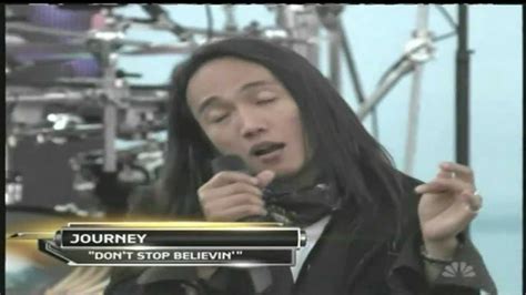 Journey/ Arnel Pineda Live @ Superbowl "Don't Stop Believen" - YouTube