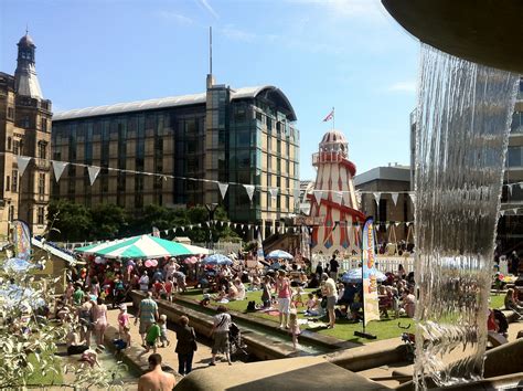 Sheffield City Centre in Summer 2012 www.welcometosheffield.co.uk/visit ...