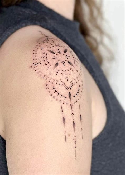 Discover 78+ shoulder mandala tattoo designs super hot - in.cdgdbentre