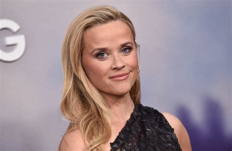 How Tall Is Reese Witherspoon? Reese Witherspoon Height, Age, Weight And Much More - Best Hotels ...