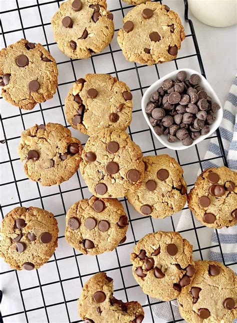 Healthy Chocolate Chip Cookies - Charisse Yu