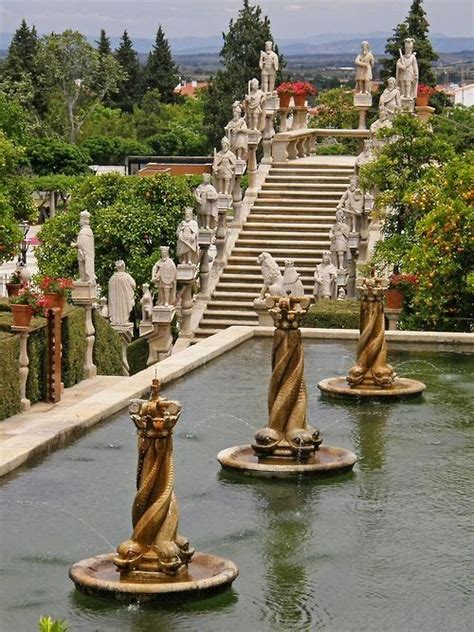 Travel around the world | Places To Visit | Castelo branco portugal, Lugares bonitos, Castelo branco