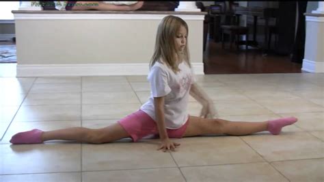 Split Roll Dance Move -Splits Tutorial - gymnastics dan... | Doovi