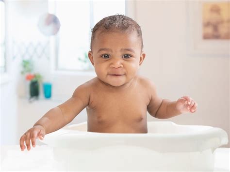 When Can Babies Sit In Bathtub | Storables