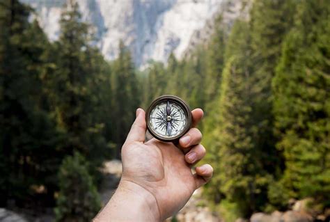 Best Compass For Survival, Hiking And Backpacking for 2020