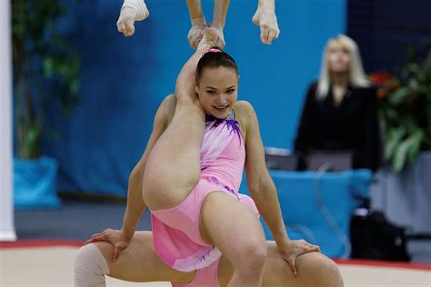 1024px-2014_Acrobatic_Gymnastics_World_Championships_-_Women's_group ...