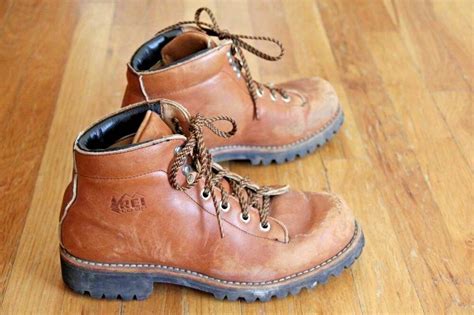 VINTAGE~REI Co-op~Brown Leather Hiking Boots~Women's 6 #REI | Hiking boots, Hiking boots women ...