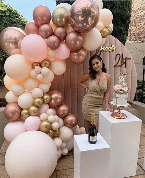 Pin by Deimar Salcedo on Barbie | Birthday balloon decorations, 21st birthday decorations, 18th ...