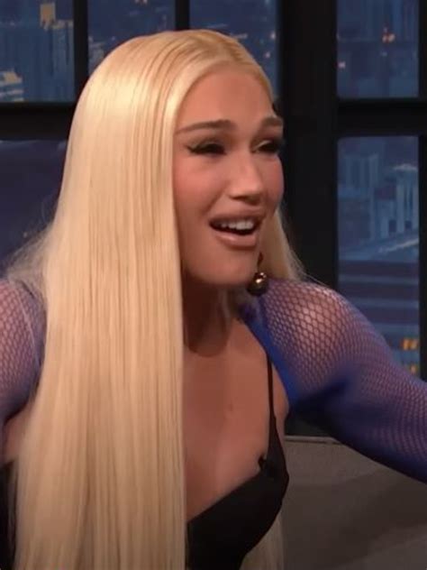 Gwen Stefani ‘unrecognisable’ new look on Late Night with Seth Meyers ...