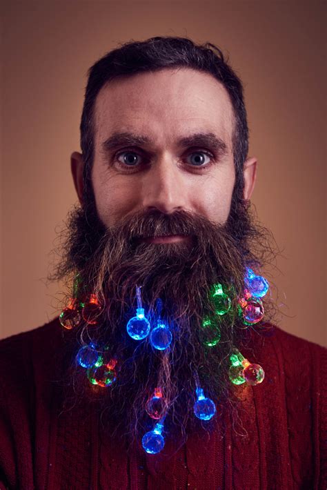 Beard Lights Will Turn Your Beard Into A Christmas Tree | Bored Panda