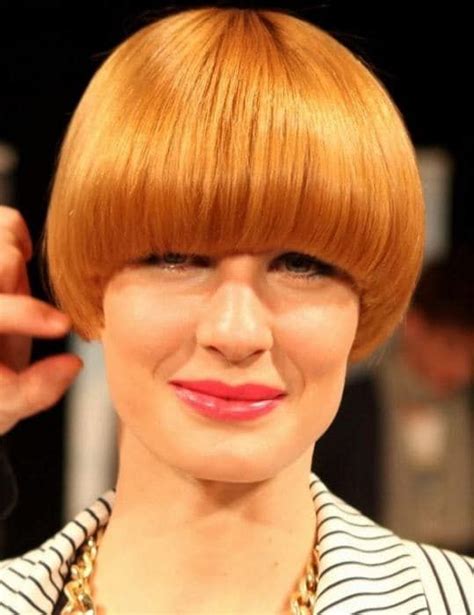 60 Mushroom Haircuts for Girls to Freshen Up Look [2020] Long Bangs ...