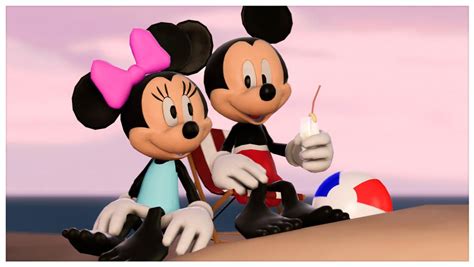 Mickey and Minnie at the beach in summer by https://www.deviantart.com ...