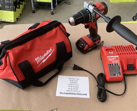 Drill Milwaukee M18 1/2” Hammer Drill Kit w 1.5 AH Battery and Charger ...