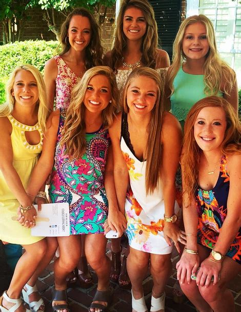 PNMs at Alabama recruitment | Sorority outfits, Sorority girl, Sisterhood round