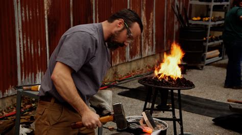 Watch Forged in Fire Season 6 Episode 1 | HISTORY Channel