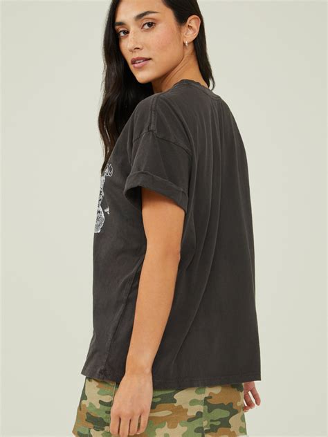 Desert Skeletons Graphic Tee in Washed Black | Altar'd State