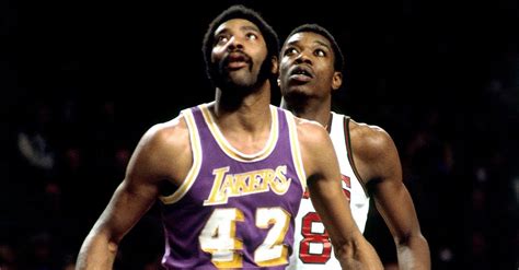 NBA Hall of Fame forward tragically passes away at age 75 - FanBuzz