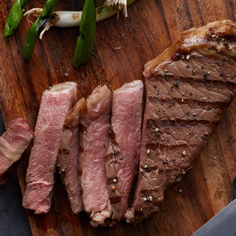 10 oz New York Strip Steaks | Hickory Farms