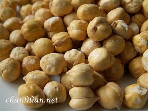 Snacks from yesteryears – Kacang Putih – Best recipes, foods and travel