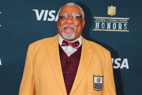 Claude Humphrey obituary: Hall of Fame defensive end dies at 77 ...