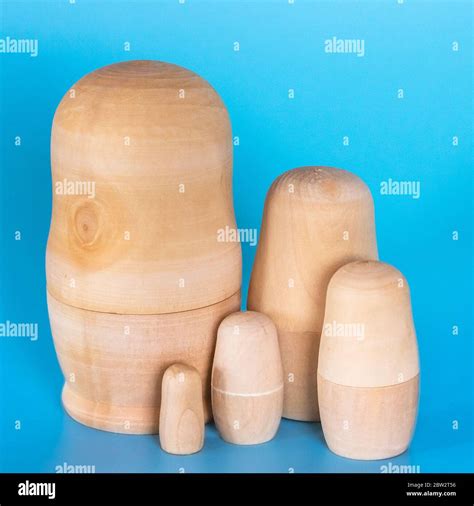 Wooden birch blanks of Russian nesting dolls for coloring. Folk art. Children's crafts Stock ...