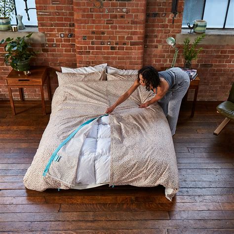 Zippered duvet cover allows you to easily switch out your comforter