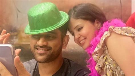 MS Dhoni gave THIS stunning gift to wife Sakshi on 11th wedding anniversary
