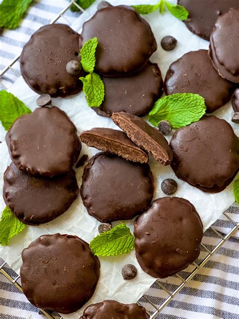 Vegan Thin Mints - Jackfruitful Kitchen