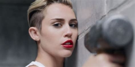 Miley Cyrus 'Wrecking Ball' Music Video Breaks 24-Hour View Record - Business Insider