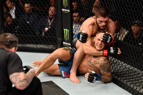 UFC 242: Khabib Nurmagomedov stops Dustin Poirier