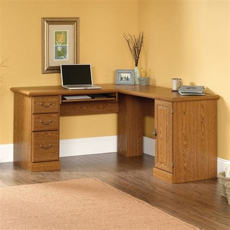 Best Home Office Desk - Wood Flooring Or Laminate Which Is Best