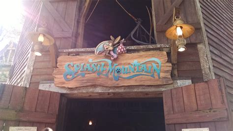 Splash Mountain Ride Review - Storybook World Travel