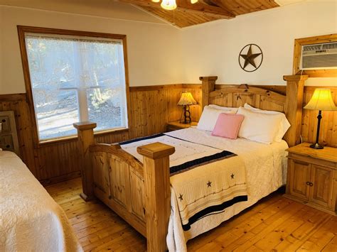 Bedrooms – Gruene River Haven