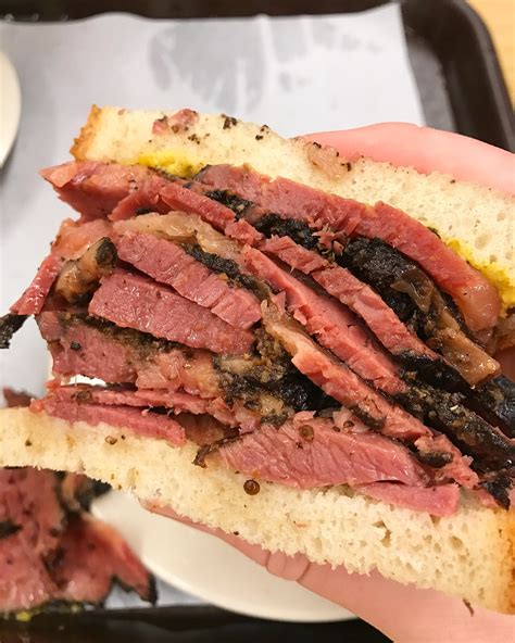 Pastrami sandwich @ Katz’s : r/eatsandwiches