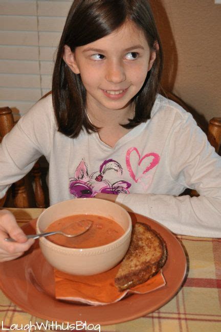 Tomato Soup: Easy, kid friendly recipe perfect for fall! | Kid friendly meals, Tomato soup ...