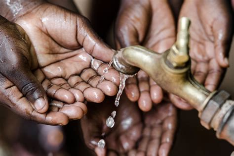 Deux milliards d'humains boivent une eau contenant des matières fécales - rts.ch - Sciences-Tech.