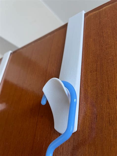 DoorMate - Instant Door-Top Hanging Solution by Eric Leung | Download free STL model ...