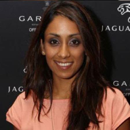 Famous former cricketer, Isa Guha is married to Richard Thomas; Know her Net worth and Earnings