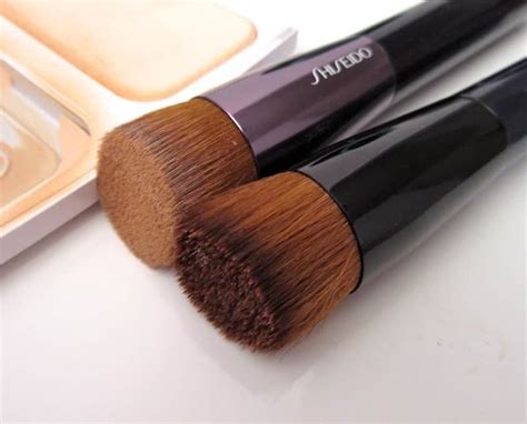 Shiseido Makeup Brush - Mugeek Vidalondon