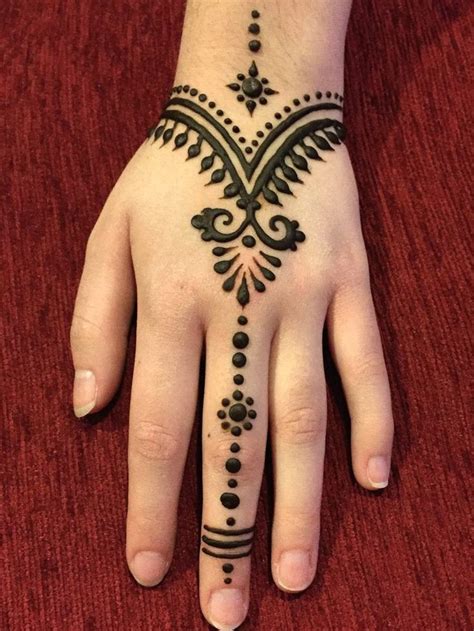 Henna — Hennakim | Henna inspired tattoos, Small henna designs, Henna ...