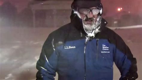 Jim Cantore's thundersnow weather-gasm set to auto-tune | Jim cantore, Thunder snow, The weather ...