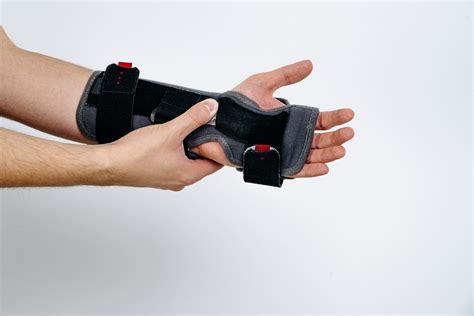 Is a Splint as Good as a Cast? Everything You Need to Know