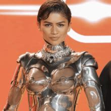 Zendaya stuns at ‘Dune: Part Two’ world premiere in vintage silver cyborg suit by Mugler ...