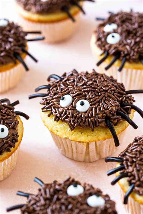 Halloween Spider Cupcakes (easy, dairy free!) - Simply Whisked