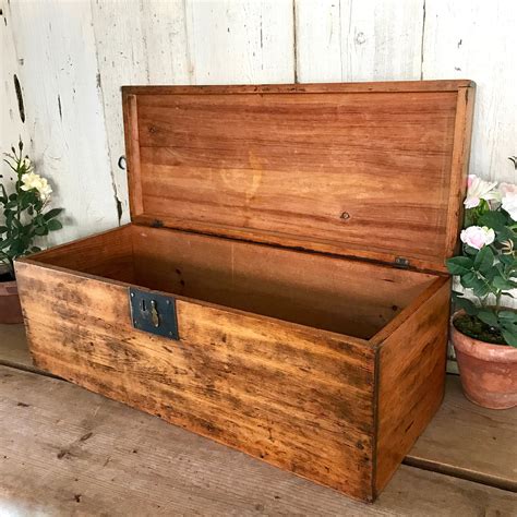 Antique Wooden Chest Box | ist-internacional.com