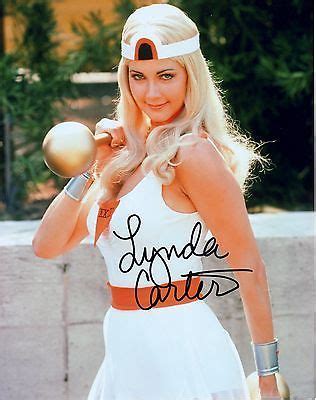 LYNDA CARTER WONDER WOMAN AUTOGRAPH SIGNED PP PHOTO POSTER | #500853685