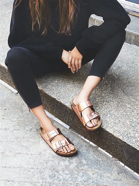 minimally glammed up//Birkenstocks Arizona in Copper | Mode birkenstock ...